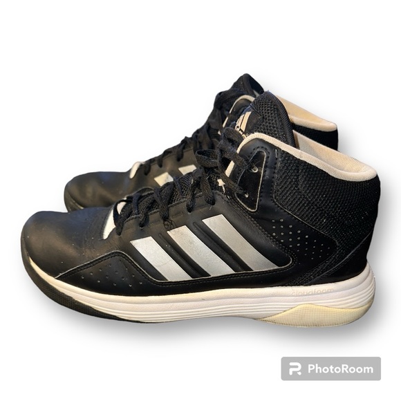 Men’s Adidas basketball shoes size 10.5 - Picture 2 of 7